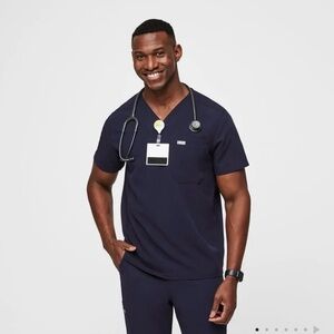 FIGS Technical Collection‎ Men’s Navy Blue Scrub Top V-Neck XS Medical Apparel